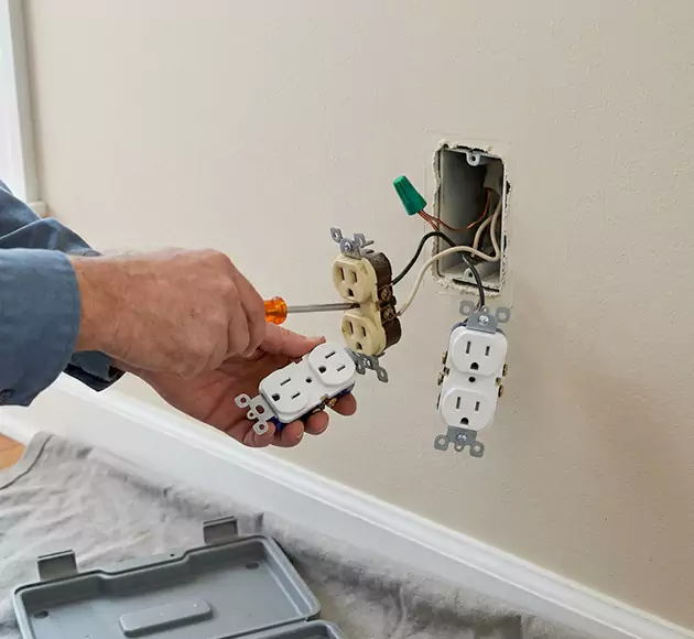 Professional Outlet Replacement: Your Local Swap-Out Team in Alpharetta, GA